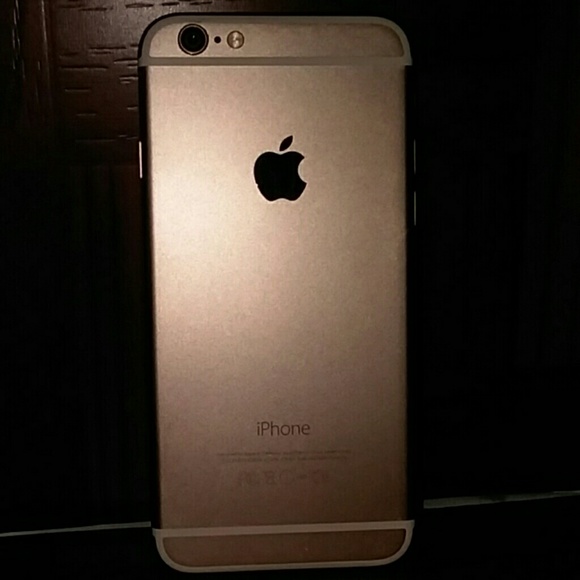 IPhone - Picture 3 of 7